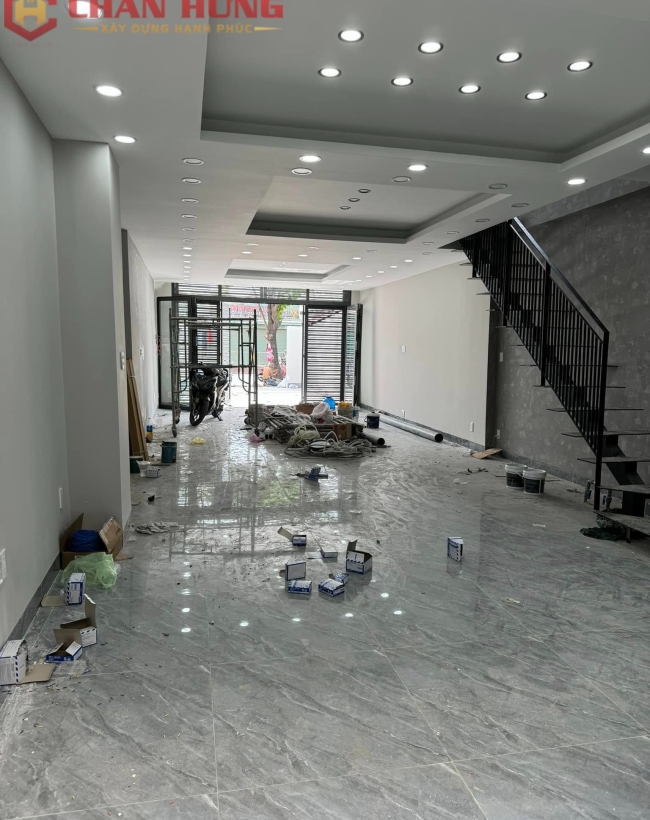 Khắc phục vấn đề sàn nhà với dịch vụ sửa chữa nhà giá rẻ quận Tân Phú